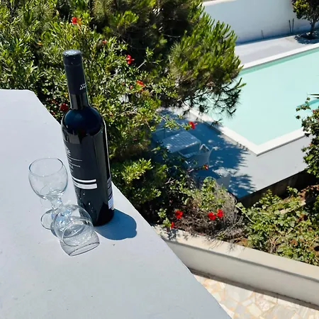 Santo Margarita * Oia