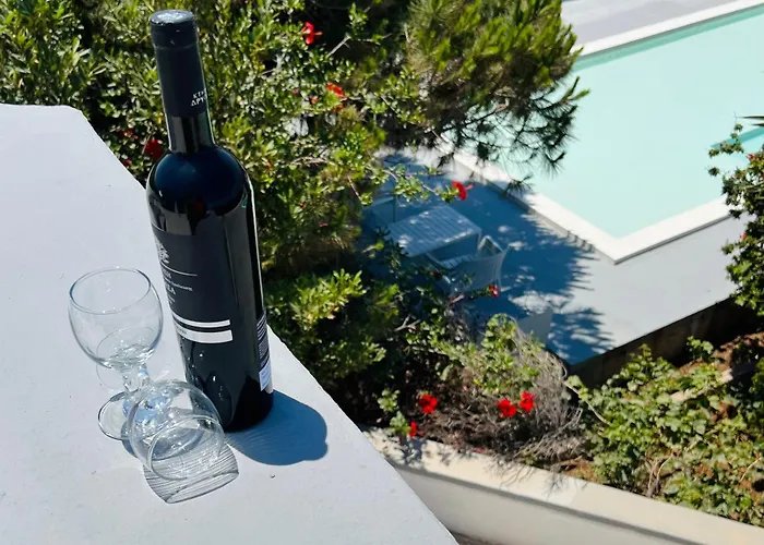 Santo Margarita * Oia