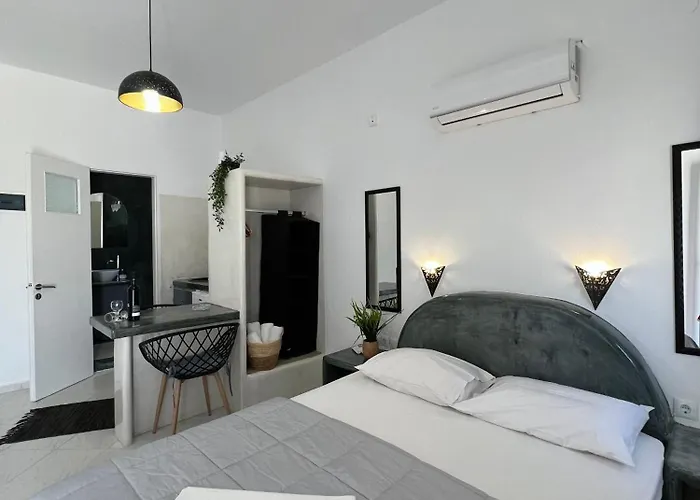 Santo Margarita Apartament Oia